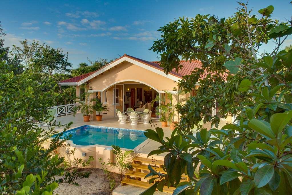 Naia Resort And Spa Seine Bight Village Ανέσεις φωτογραφία